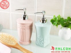 Bình chuyên dùng để đựng các loại dung dịch phòng tắm như dầu gội, sữa tắm, nước rửa tay