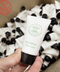 Tuýp dầu gội, tuýp sữa tắm được in ấn logo sang trọng và bắt mắt