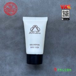 Tuýt dầu gội trong khách sạn được in ấn logo