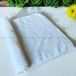khăn trắng khách sạn